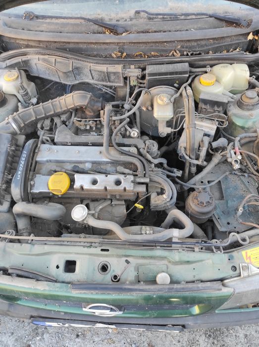 Продавам на части OPEL ASTRA 1.4 16V 95 г