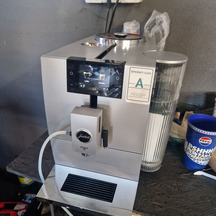 Jura E8 ジャンク品 jura e8 second hand si noi de vanzare • Anunturi • OLX.ro