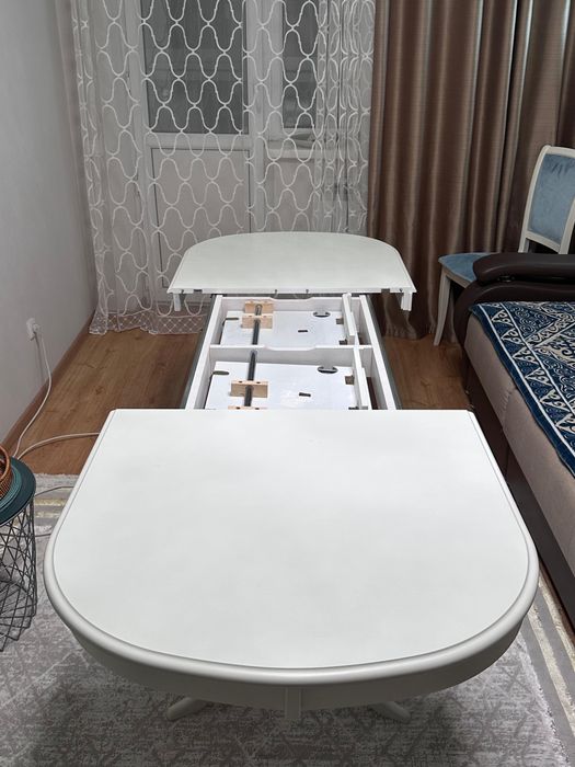 Продам стол | 80х150 раскладывается