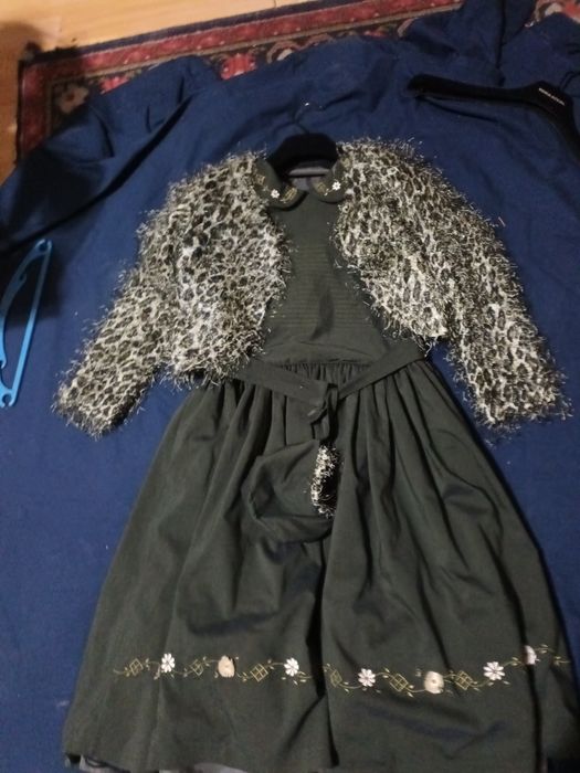 Продам платье на девочку