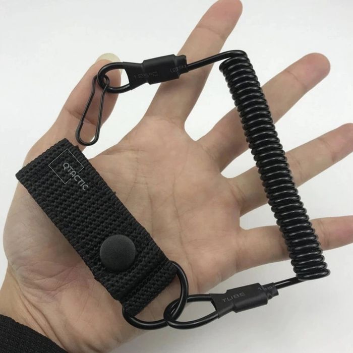 Snur/cordon elastic pentru asigurarea pistolului si a altor obiecte