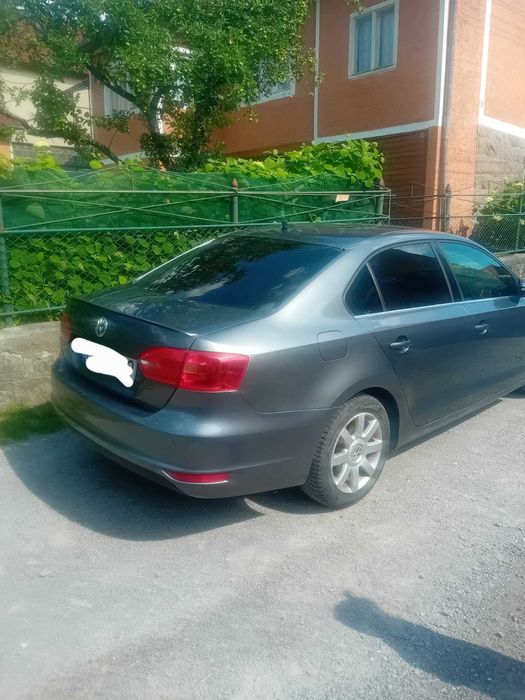 VOLKSWAGEN Jetta 2011 — imagine 4
