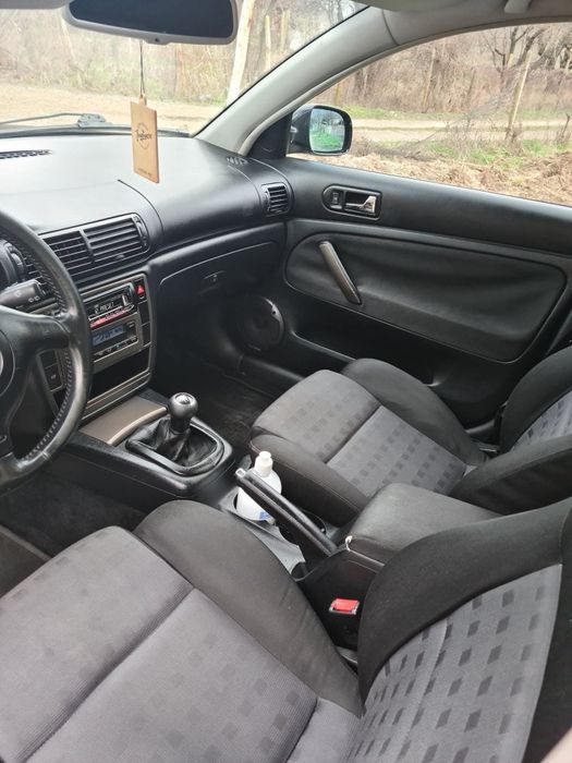 VW Passat V5 2.3