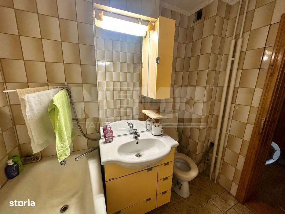 Apartament 3 Camere | Etaj 2 | Zona Oborului | 70.000 Euro