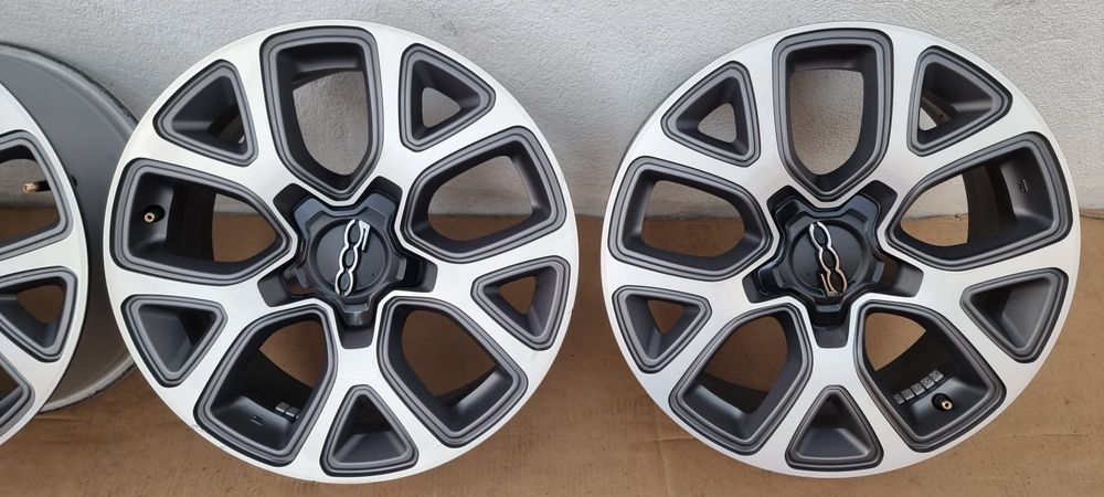 Jante r 17 originale fiat 500 X