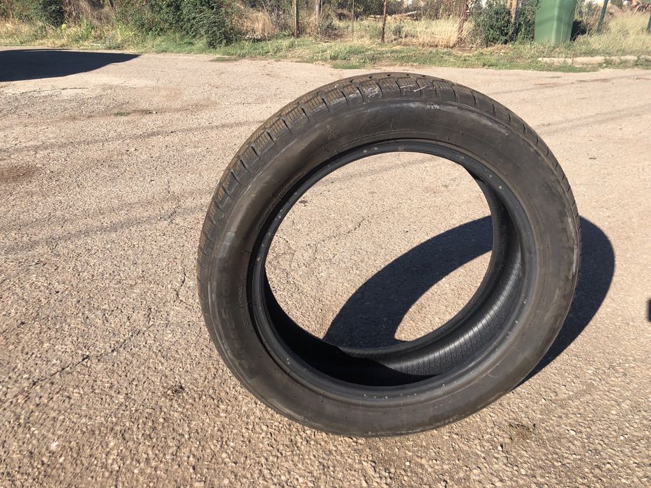 Гума зимна 215/55 R18 99V - 1 брой