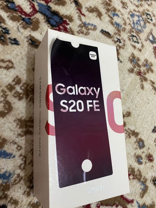 Samsung  galaxy s20fe