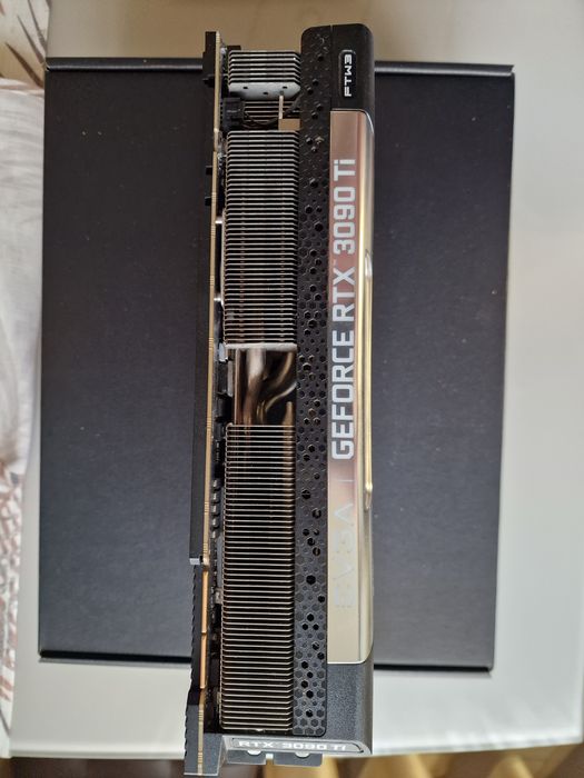 EVGA RTX3090Ti 24GB видеокарта