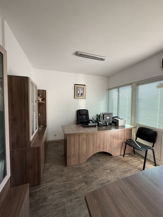 Дава се под наем Офис в к.к. Дюни - 20 кв.м за 229.5 € - Снимка #3