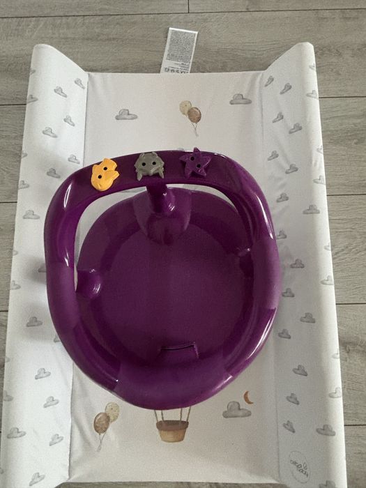 Saltea de infasat + scaun baie cu ventuze