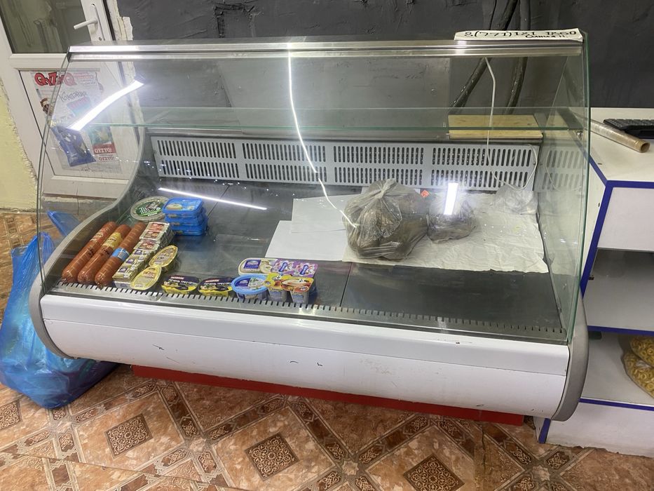 Витринный холодильник