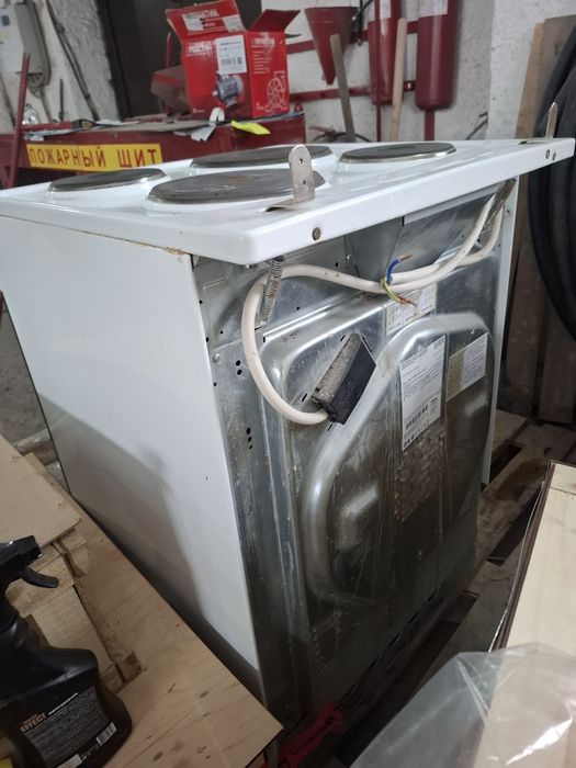 Электрическая плита