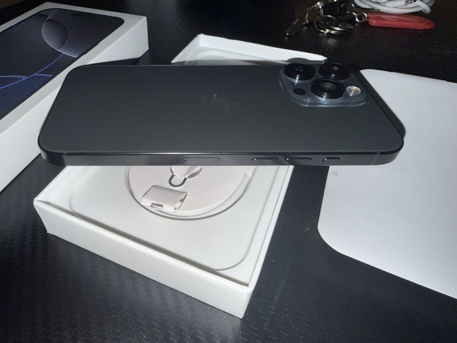 Нов! Iphone 16 pro max 512gb 100% батерия