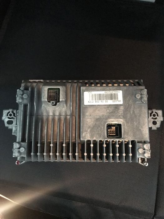 Дисплей плюс Команд за w218 и w212 Mercedes