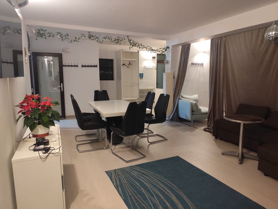 Inchiriez Casa Bulevard