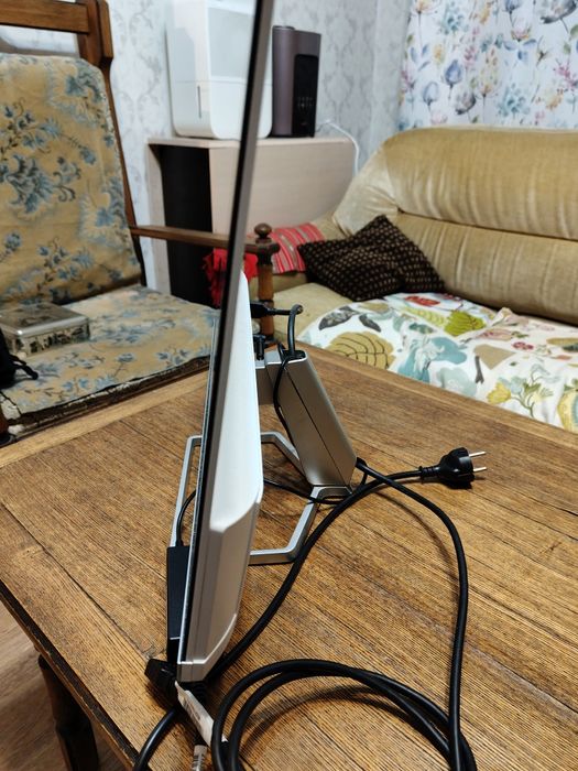 Монитор HP M24fw