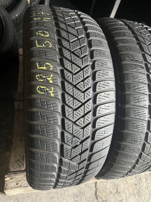 2 anvelope iarna 225/50/17 Pirelli Sottozero 3!