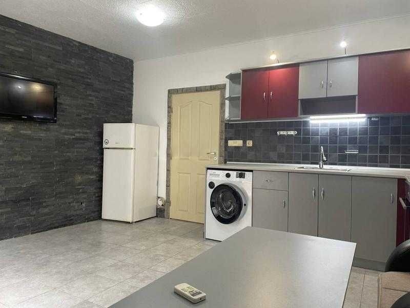 Двустаен апартамент в Лазур