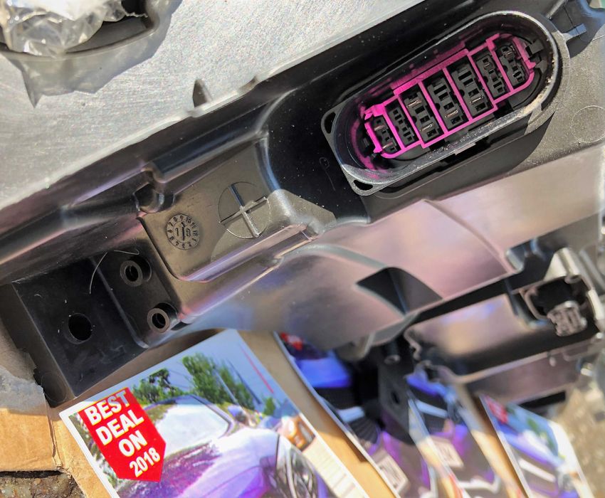 AUDI A8 d5 4n set faruri MATRIX far stanga dreapta kit airbag