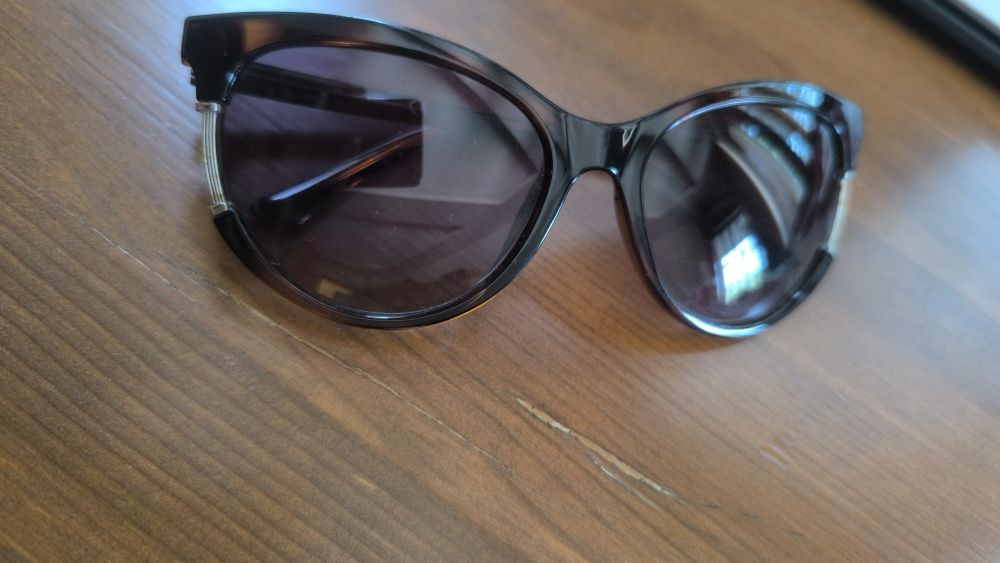 Очила Guess модел GU7725 52F