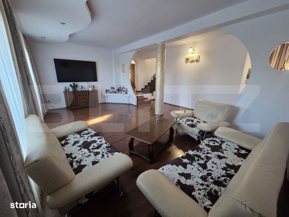 Vila  226 mp utili, curte 277 mp, zona Micro 3