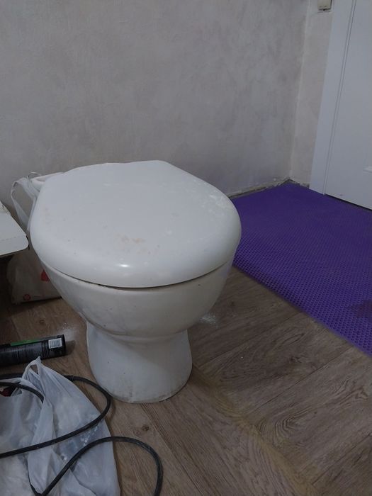 Унитаз б/у для строителей