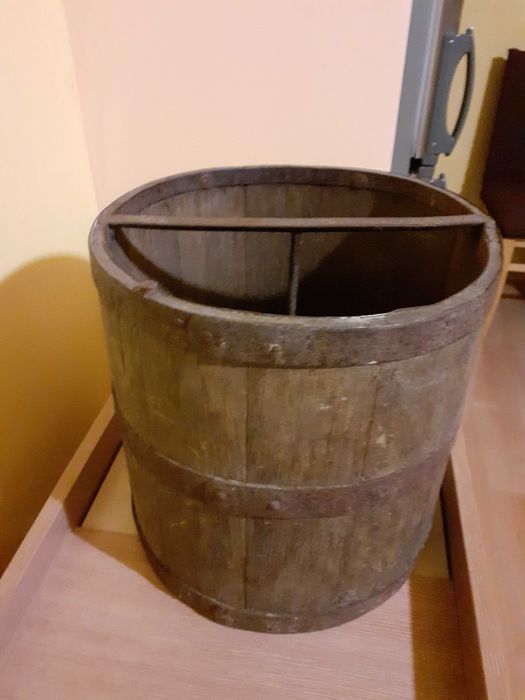 дървена крина за зърно