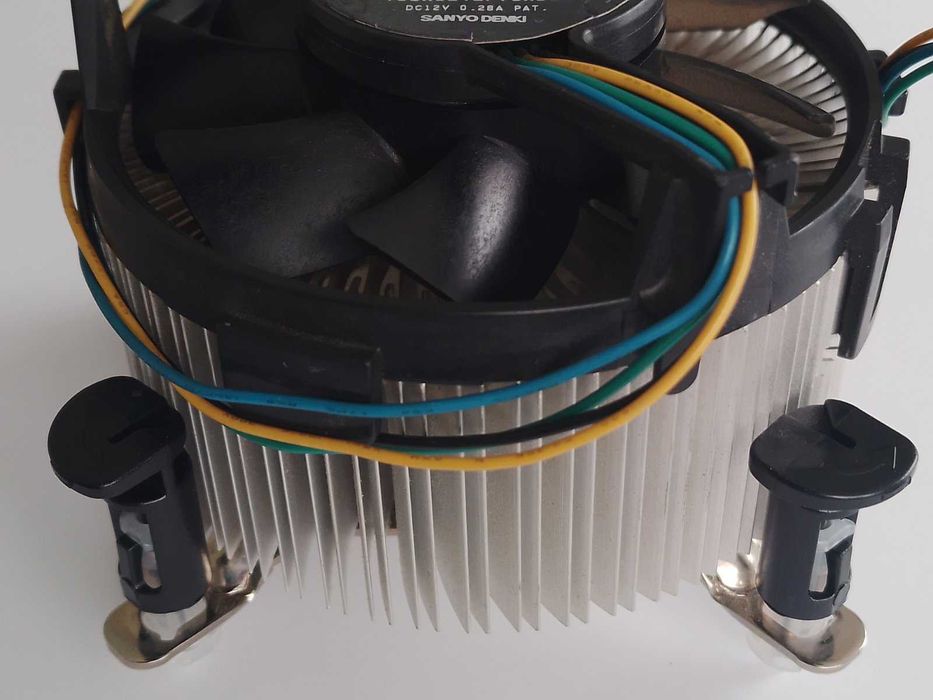 Боксово охлаждане за процесор Intel Socket LGA 775