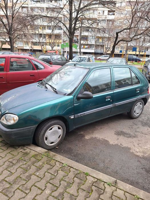 Citroen Saxo 1,1 бензин/газ, в движение, икономичен