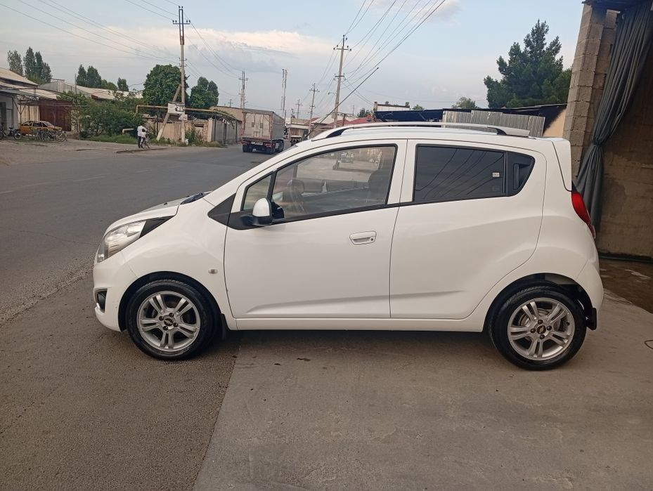 Spark avtomobili