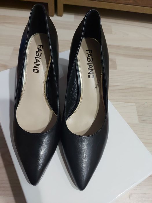 Официални обувки