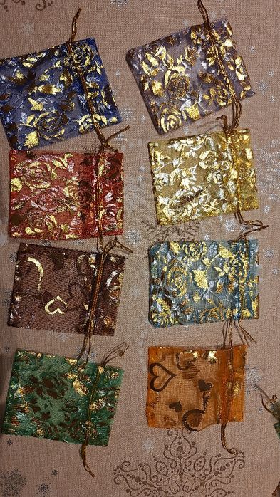 Продавам брошки стетоскоп