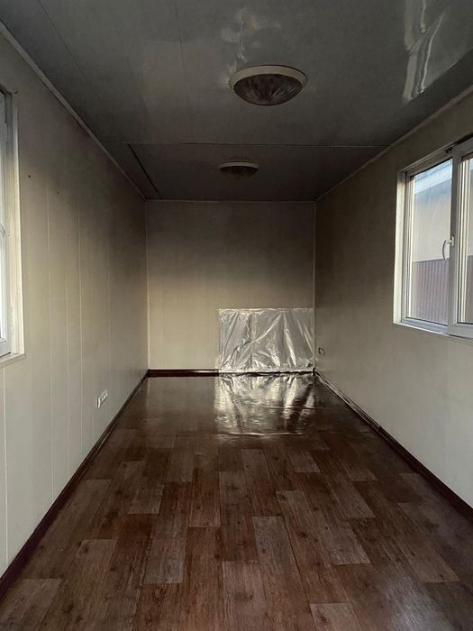 Продам контейнер, обшитый утепленый!