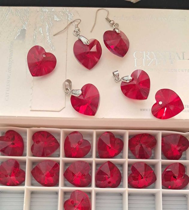 Swarovski Elements кристални сърца