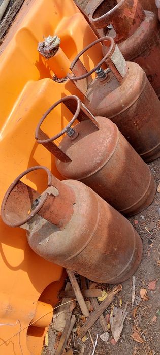 Продаю газовые балоны