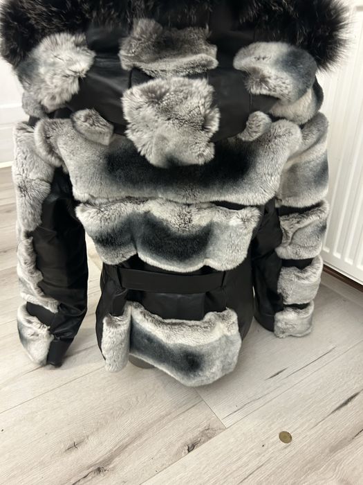 Haina scurta blana Rex Chinchilla cu gluga