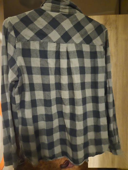 Различни карирани ризи от teranova, bershka и pull and bear