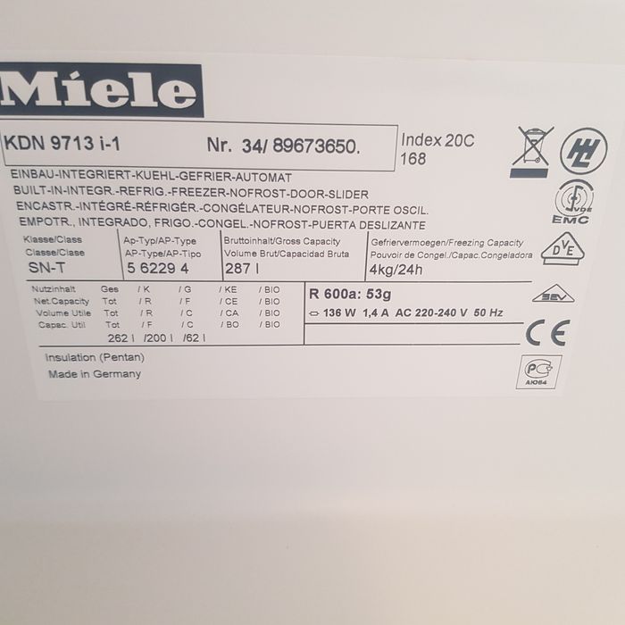 Хладилник с фризер - MIELE- за вграждане