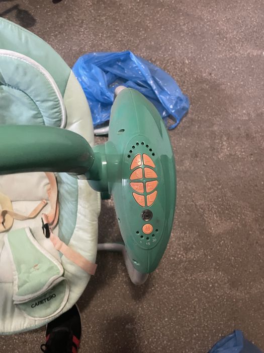 Leagan electric bebelus cu melodii