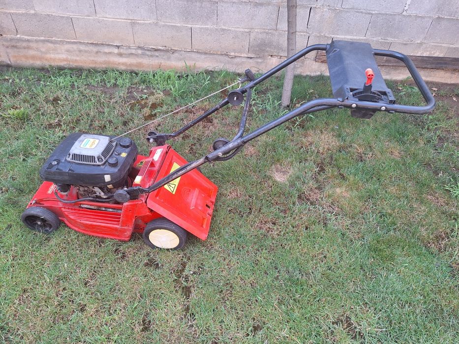 Mașina de tuns iarba gazon Kawasaki FC150V 4 Timpi