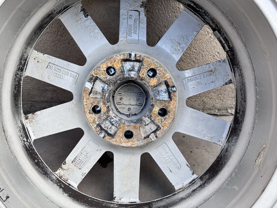 4бр ал Audi A4(B8) 16цола оригинали
