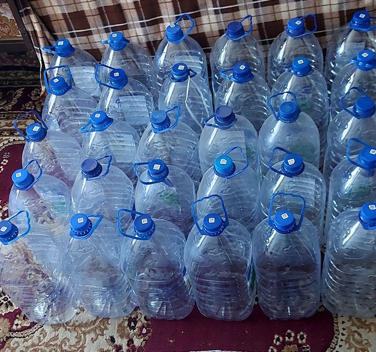 10 литрлық баклажка.