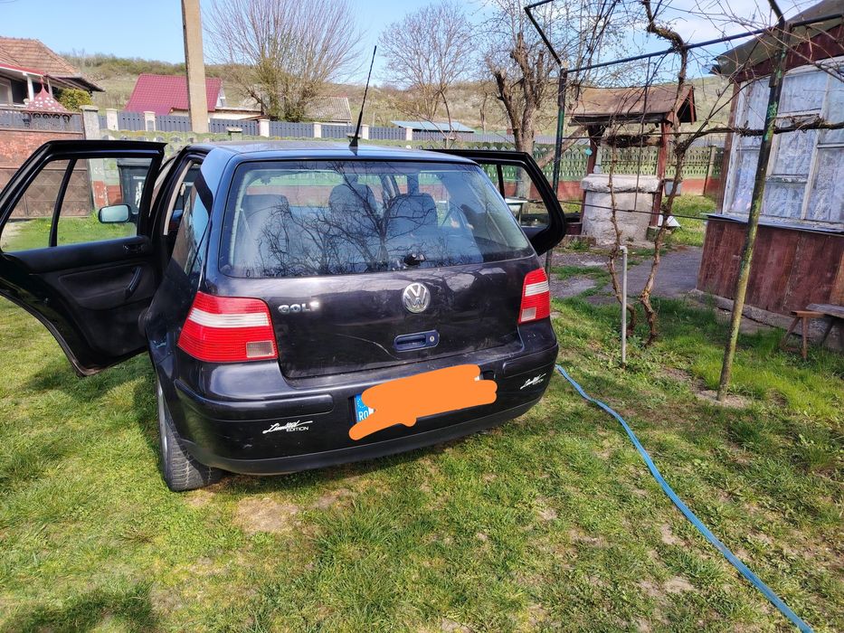 Vând golf 4 pacific 1.4 benzina