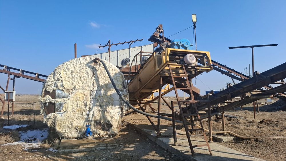 Дробилка, карьер