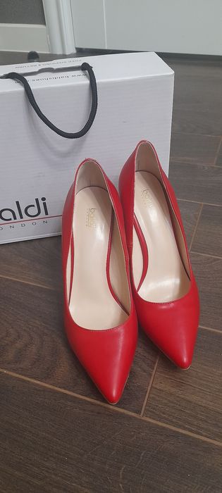 Женский обувь. Туфли