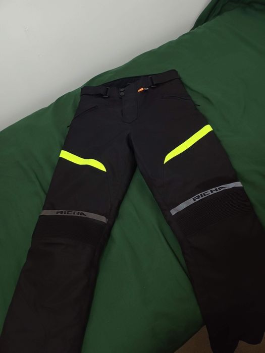 Richa Phantom Pantaloni moto cu protectii