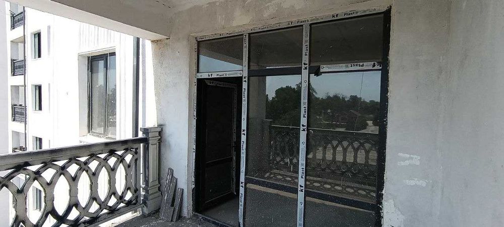 Квартира, коробка холатида, янги қурилиш