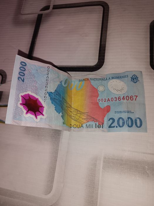Vand doua bancnote 1000 de lei , 2000 de lei pentru colecționari