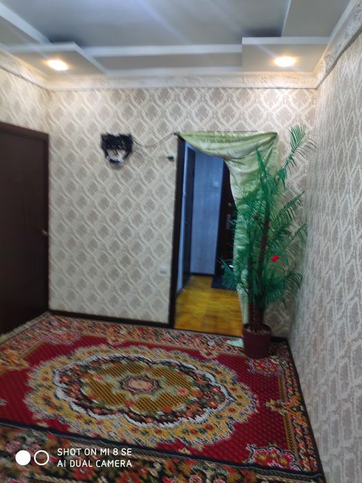 Yunusobod 19 kvartal dom sotiladi 3 xonali