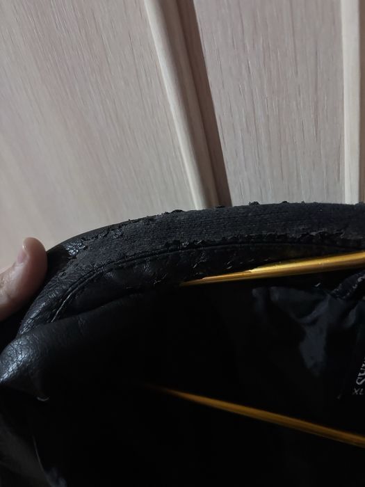 Кожанка чернаяяя